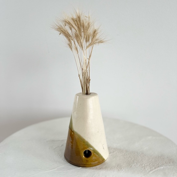 BEAUTIFUL‎ HANDMADE STUDIO POTTERY DRIED FLOWER VASE NEUTRAL COLOURS GLAZING - Picture 5 of 11